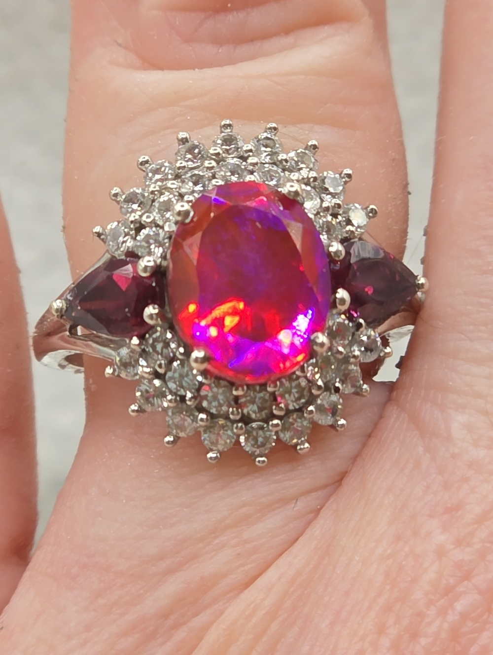 NWOT Rare Volcanic Quartz ,Garnet And White Topaz Ring - Picture 6 of 9